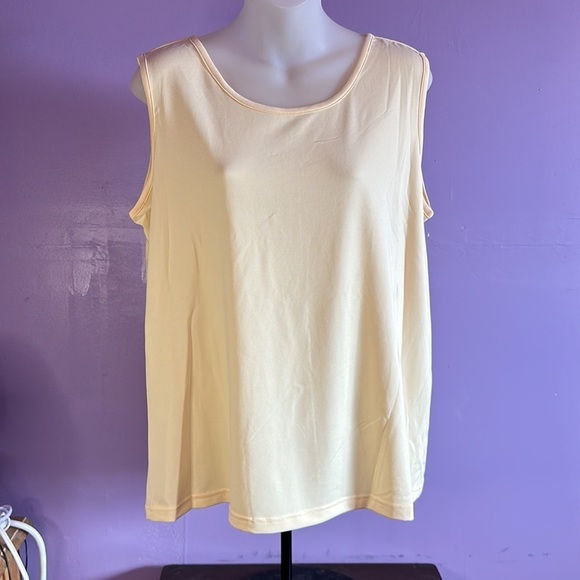 Susan Graver Women's 2-Piece Set Butter Yellow Jacket & Tank Size L Casual Chic - Picture 3 of 5
